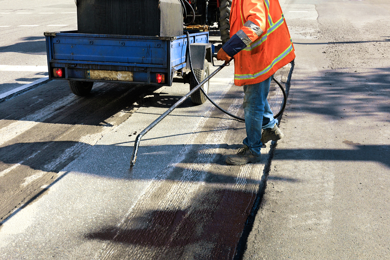 sealcoating asphalt